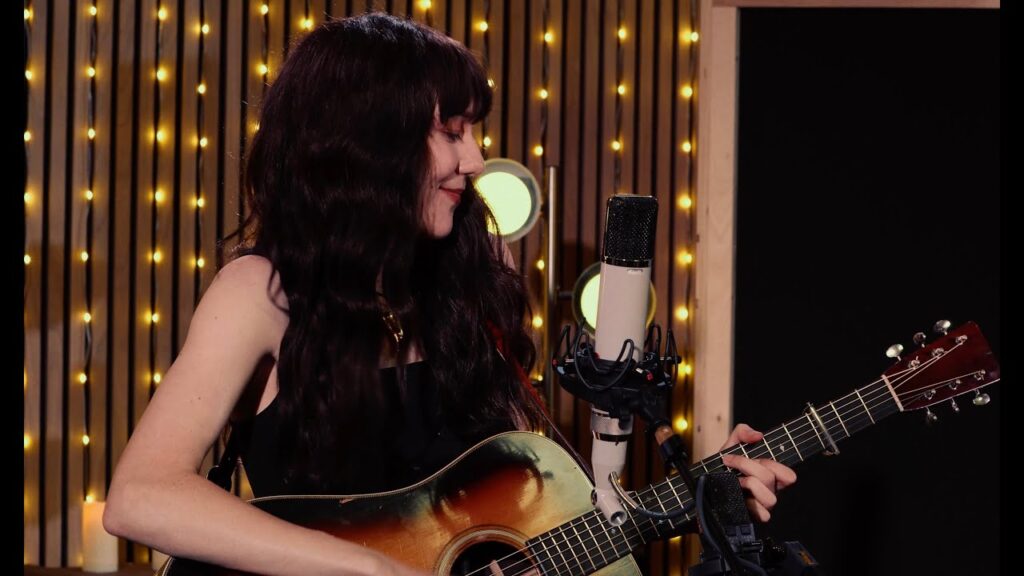 Molly Tuttle - That's Going To Leave A Mark