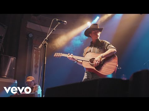 Waylon Wyatt – Old Habits (Live From Columbus, Ohio) Waylon Wyatt – Old Habits (Live From Columbus, Ohio)
