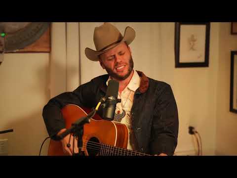 Charley Crockett – “Game I Can’t Win” – Tiny House Concert Series Charley Crockett – “Game I Can’t Win” – Tiny House Concert Series